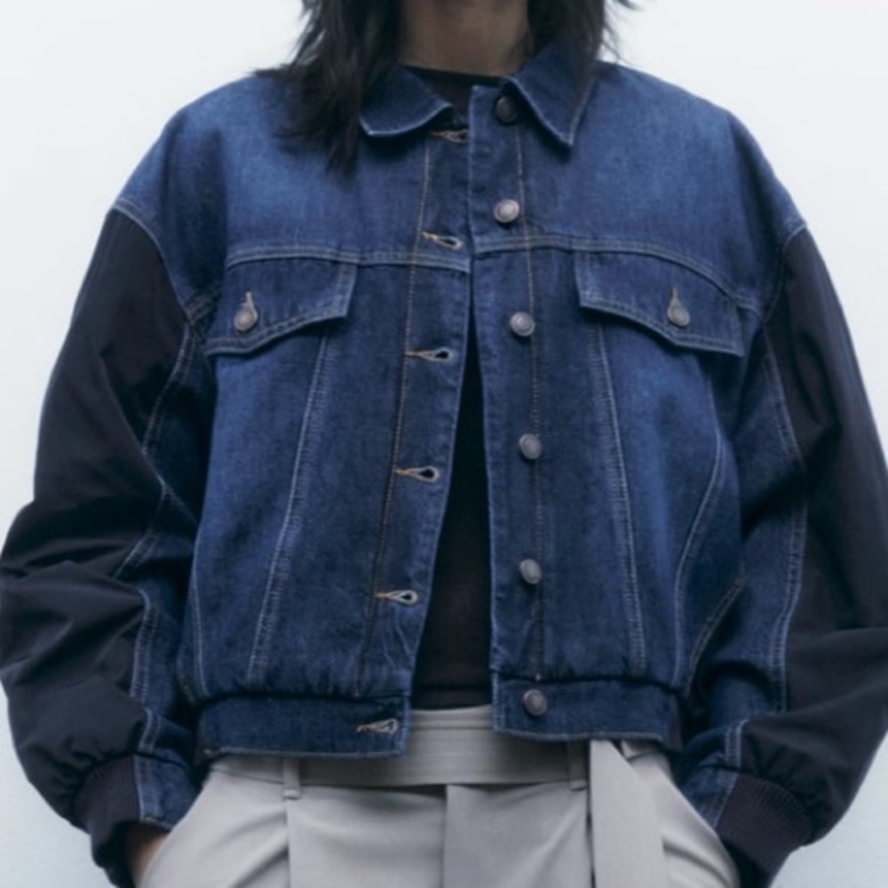 Contrasting denim bomber jacket